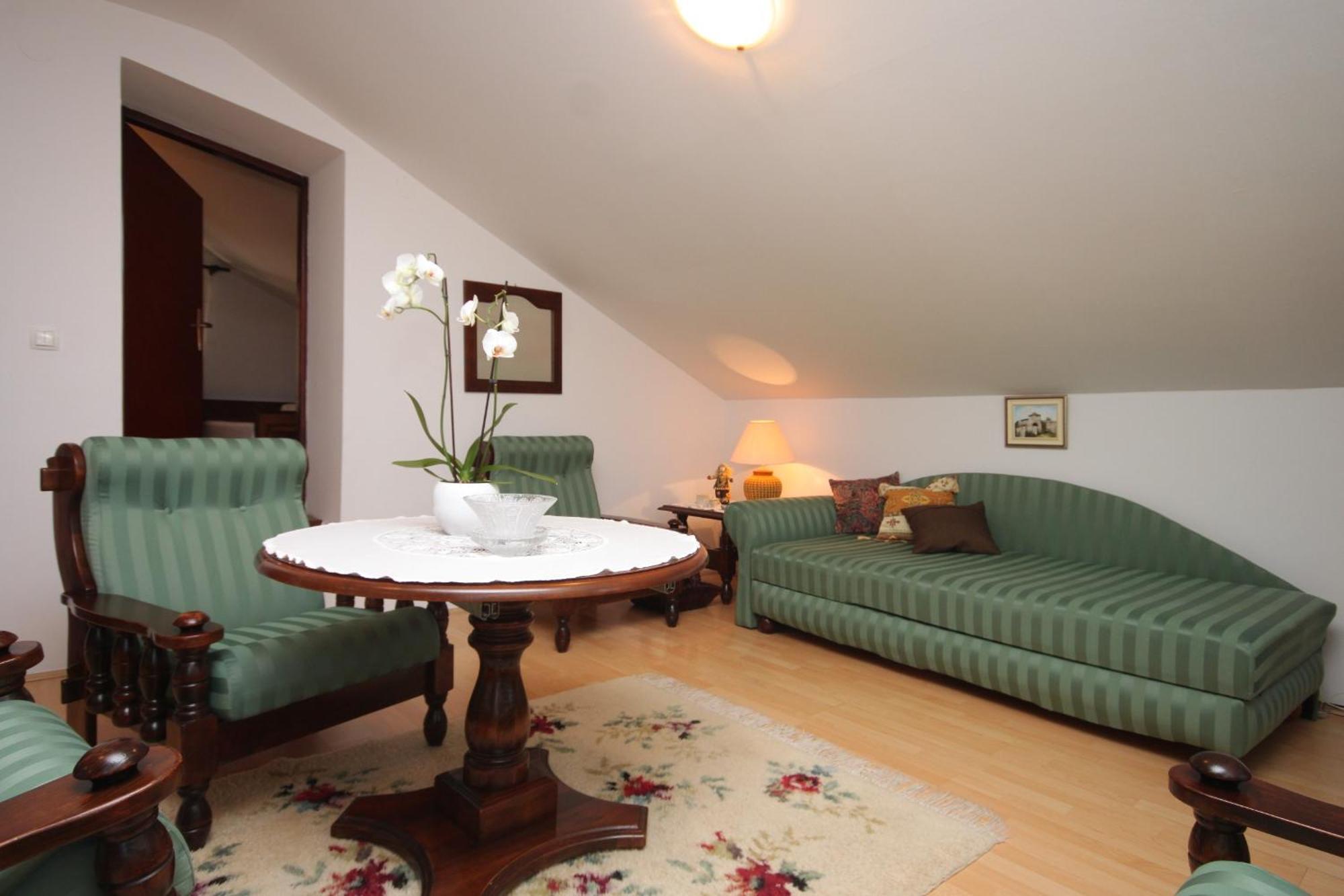 Apartments And Rooms With Parking Space Cunski, Losinj - 2498 الغرفة الصورة